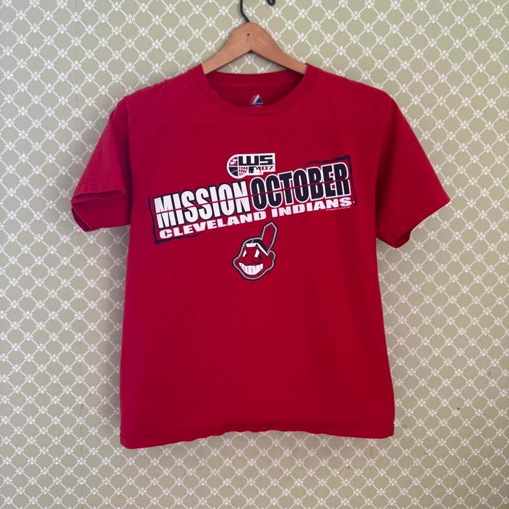 Vintage 2007 Cleveland Indians majestic athletic red graphic t shirt